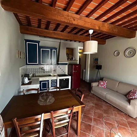 Podere Il Giardino Séjour à la ferme *